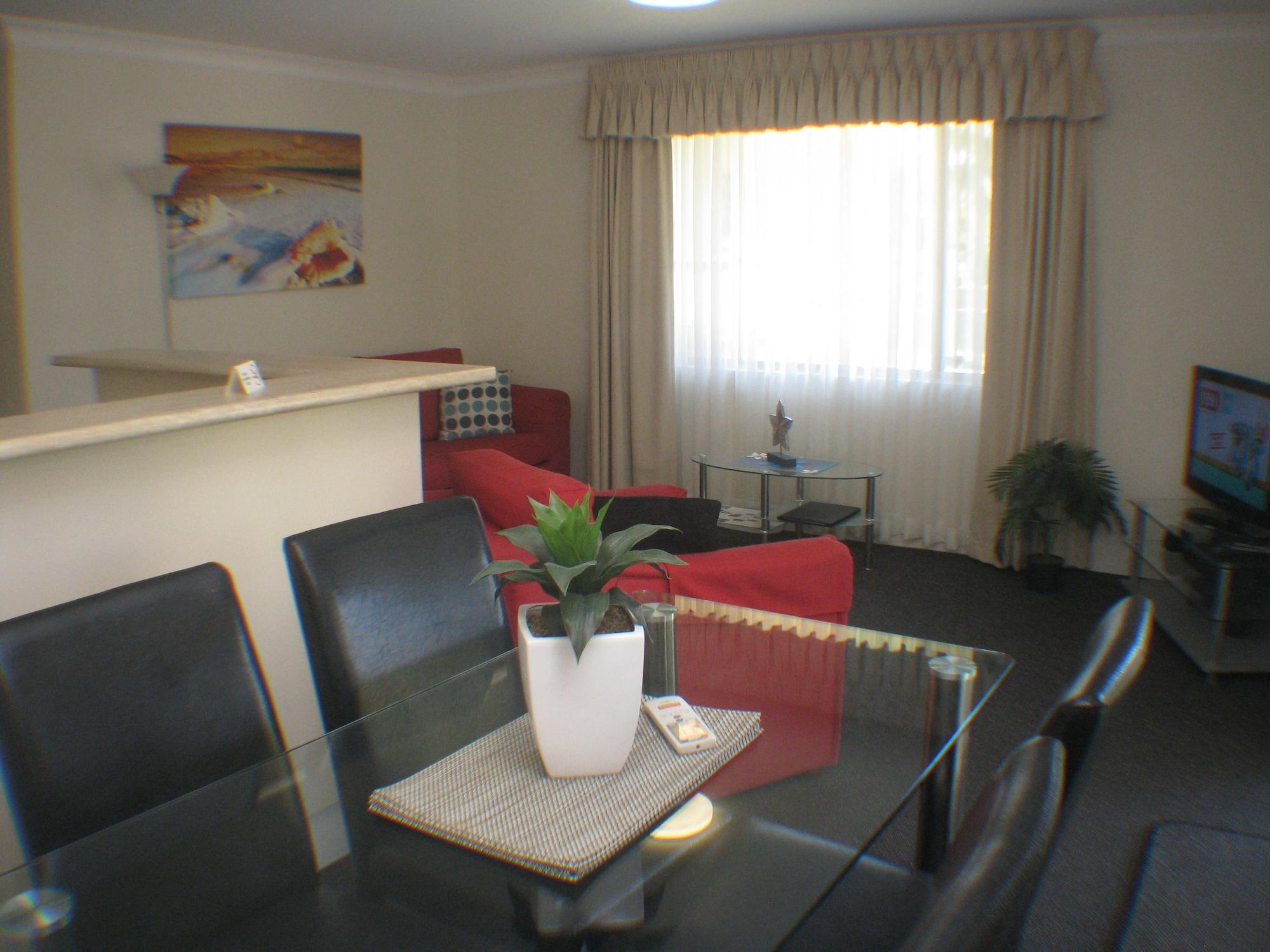 Beaches Serviced Apartments Нелсън Бей Екстериор снимка
