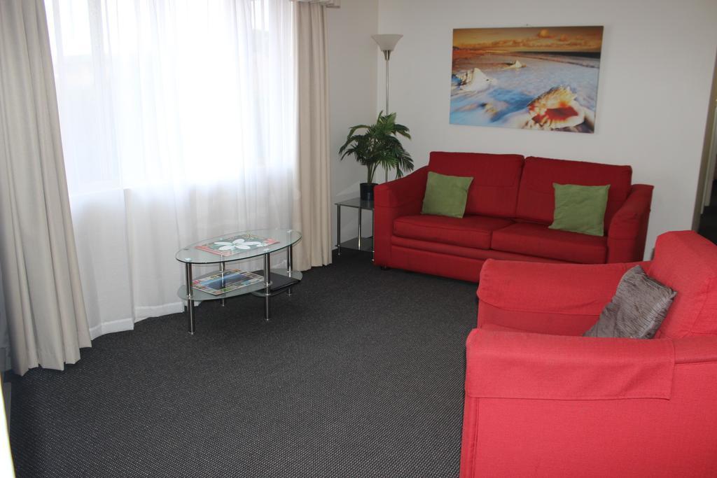 Beaches Serviced Apartments Нелсън Бей Екстериор снимка