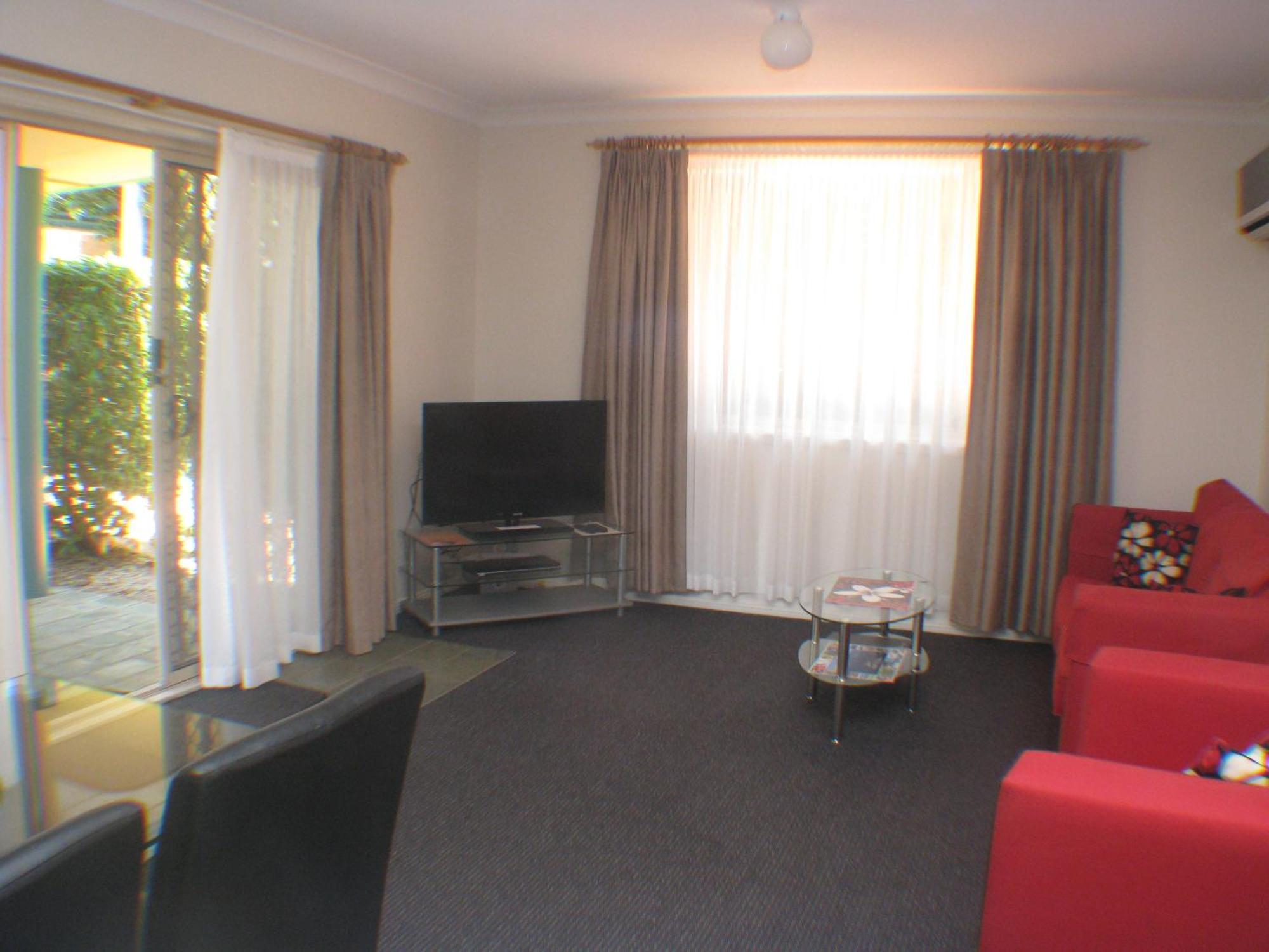 Beaches Serviced Apartments Нелсън Бей Екстериор снимка
